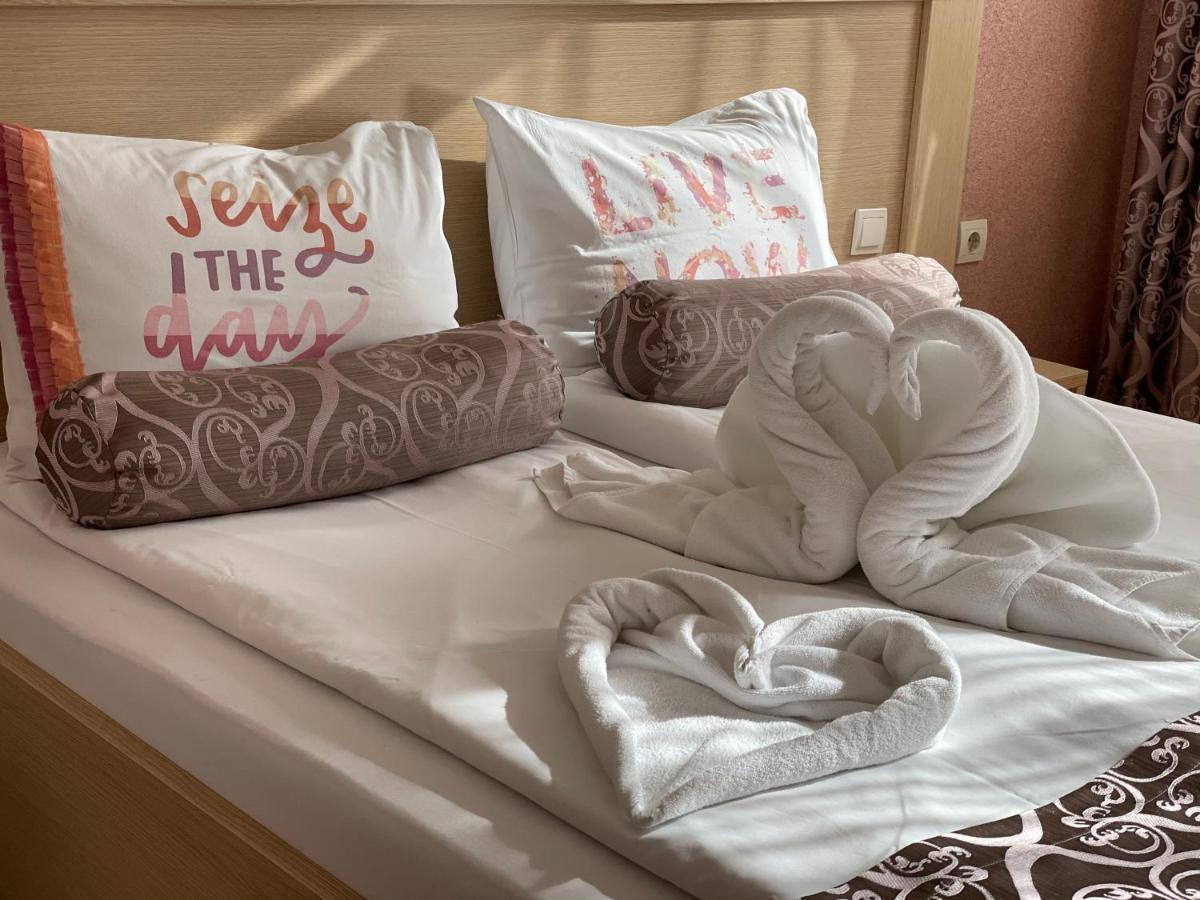 Hotel Anhea ヴェリコ・タルノヴォ エクステリア 写真